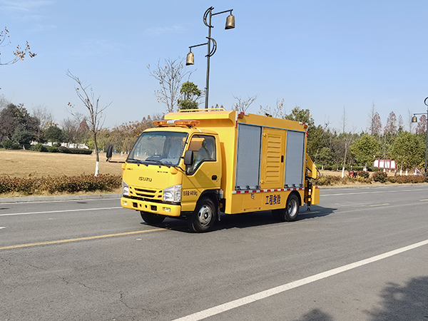 CLW5045XXHADR五十鈴單排救險(xiǎn)車