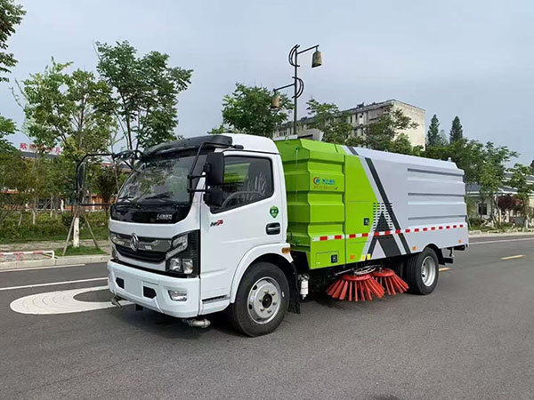 CLW5120TXS6型洗掃車