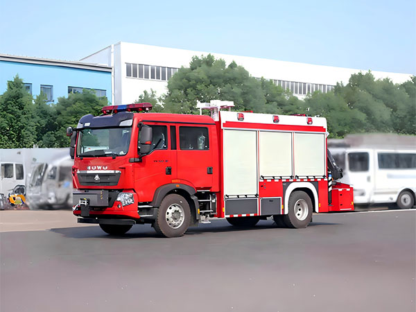 CLW5140TXFJY80/HW型搶險救援消防車