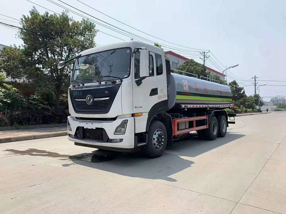灑水車(chē)與多功能抑塵車(chē)的直接區(qū)別有哪些？